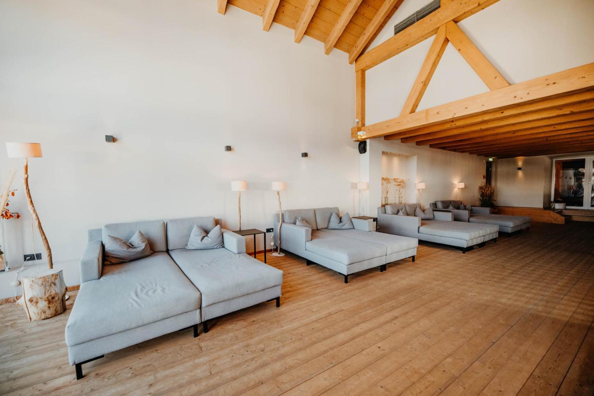 Post Seefeld - Wellnesshotel Tirol Seefeld in Tirol Exterior foto